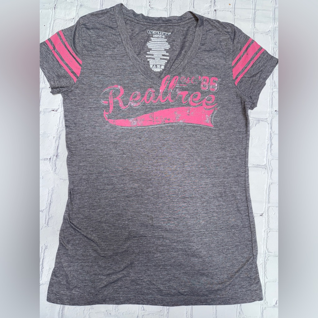 Realtree Gray And Pink Short Sleeve Tee